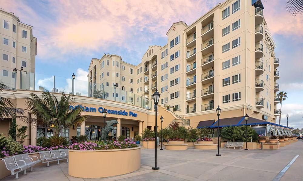 Club Wyndham Oceanside Pier Resort Bagian luar foto